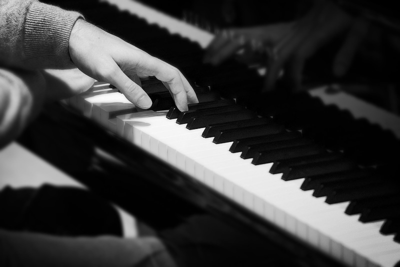 Hands at the piano